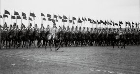 26dragoon_parade_crop1_25.jpg