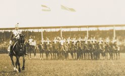 ur13parade_detail.jpg