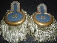 I R 152 Major epaulettes.JPG