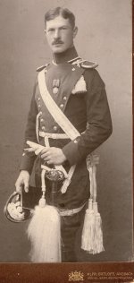 Bvarian_uhlan_officer_1_25_75.jpg