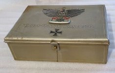 Kriegs Erinnerungen 1914-15 box (13).jpg