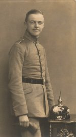 1916 Saxon .jpg
