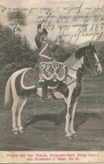 Kettle Drummer D R 9.jpg