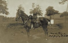 ur13_officer_on_horse.jpg