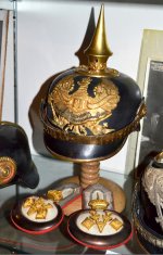 F R 34 with epaulettes.jpg