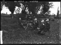 Manoeuvres_1913_mitrailleuse_dragon.jpg