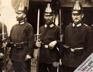 HESSE Shako 1914  Lwr-Lstm.jpg