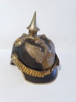 Offiziere Helm Mod.1870 Oldenburgisches D.R.19 (8).jpg