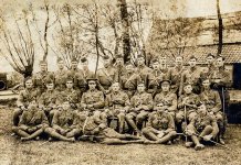 Churchill_and_Officers_of_6th_Royal_Scots_Fusiliers_WWI-768x530.jpg
