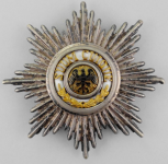 front plate order of the black eagle.png