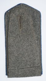 FR 39 Schulterklappe M07_Achter_Small.JPG