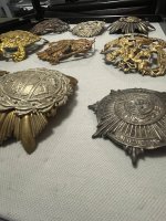 Wappenschild pins holding showing depth.JPG
