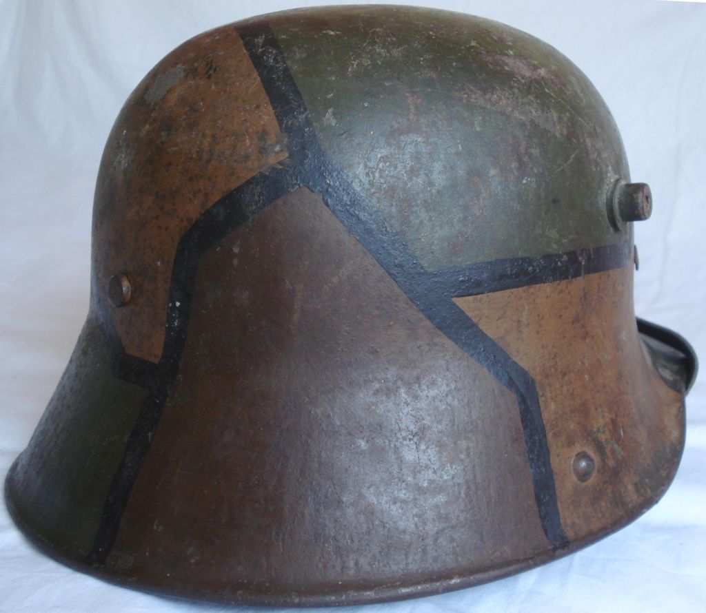 HeerStahlhelmM1917Camo-c1918g.jpg