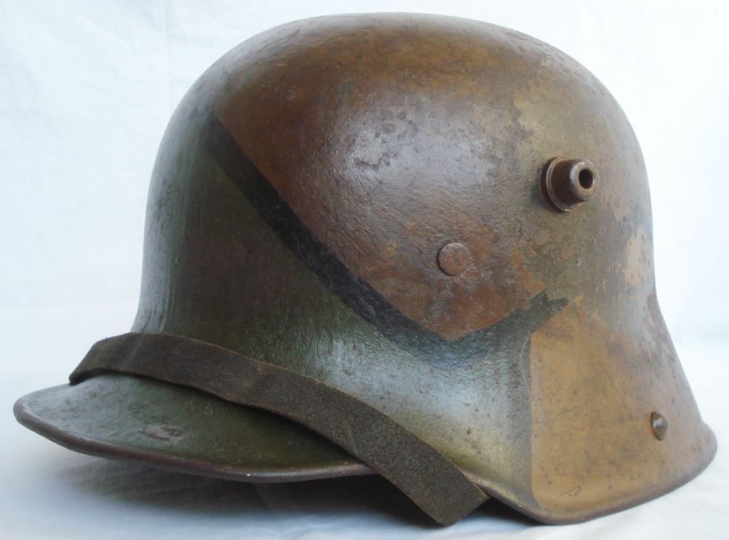 HeerStahlhelmM1917Camo-c1918w.jpg