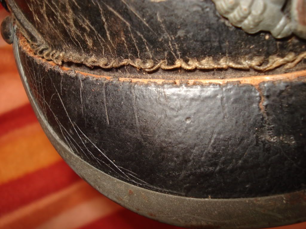 PrussianHeerInfantryEMPickelhaube-M1915m.jpg