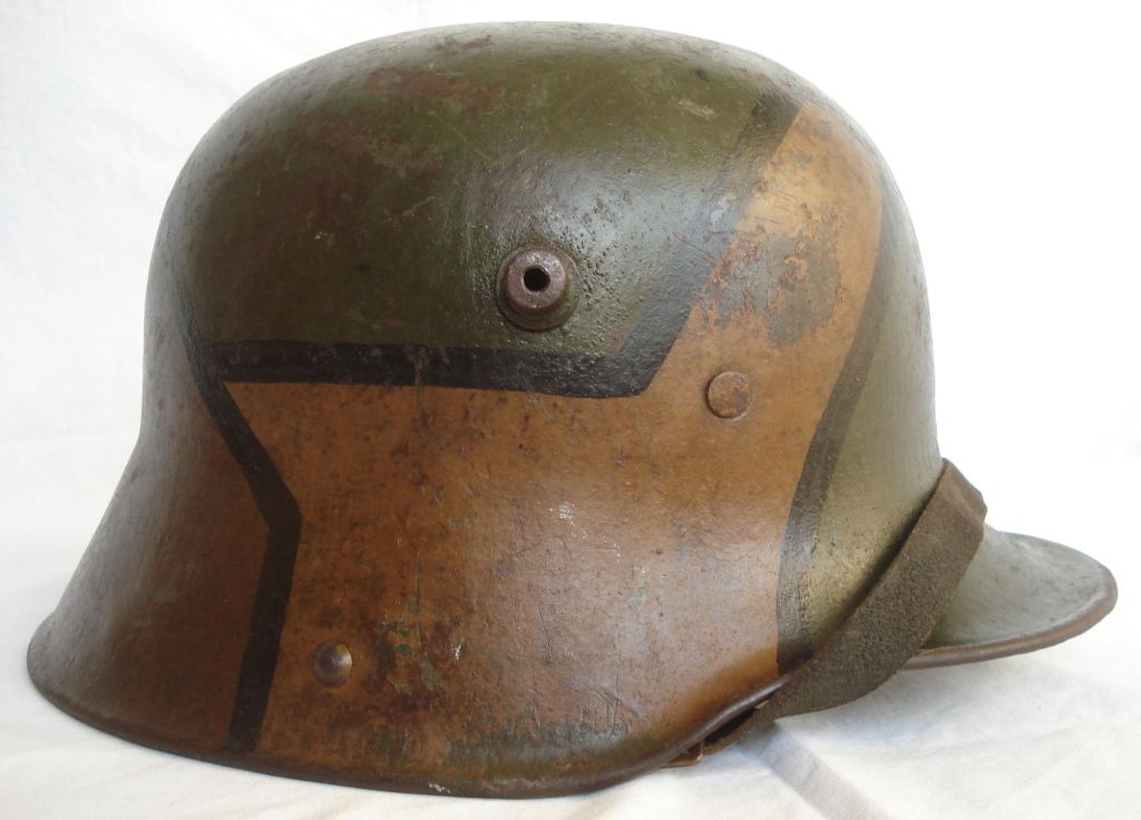 HeerStahlhelmM1917Camo-c1918x.jpg