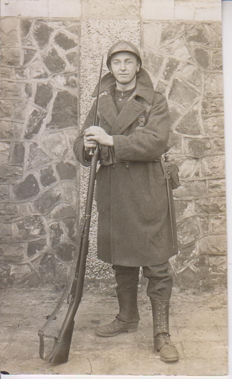 Belgiansoldier001_zpsf026de4c.jpg