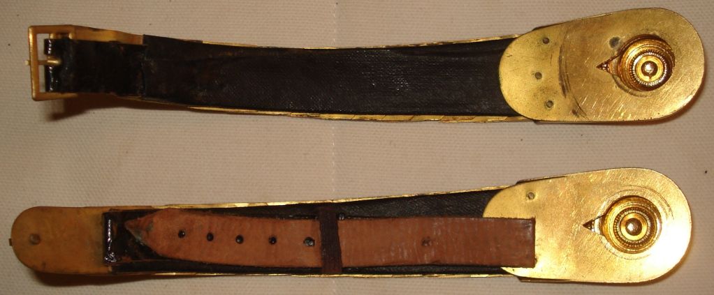 PrussianInfantryOfficerPickelhaubeM1915x.jpg