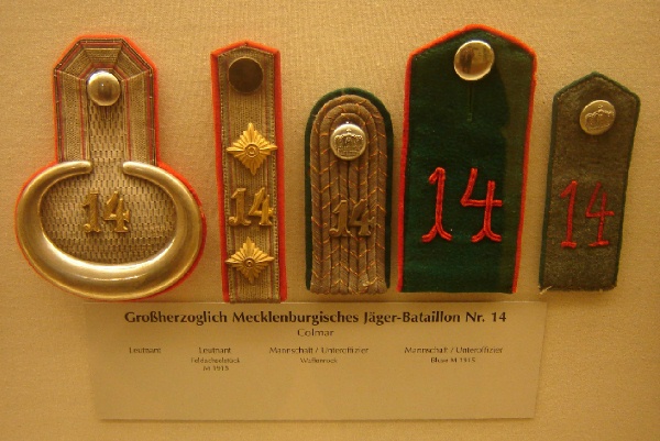 shoulderstrapJB14.jpg