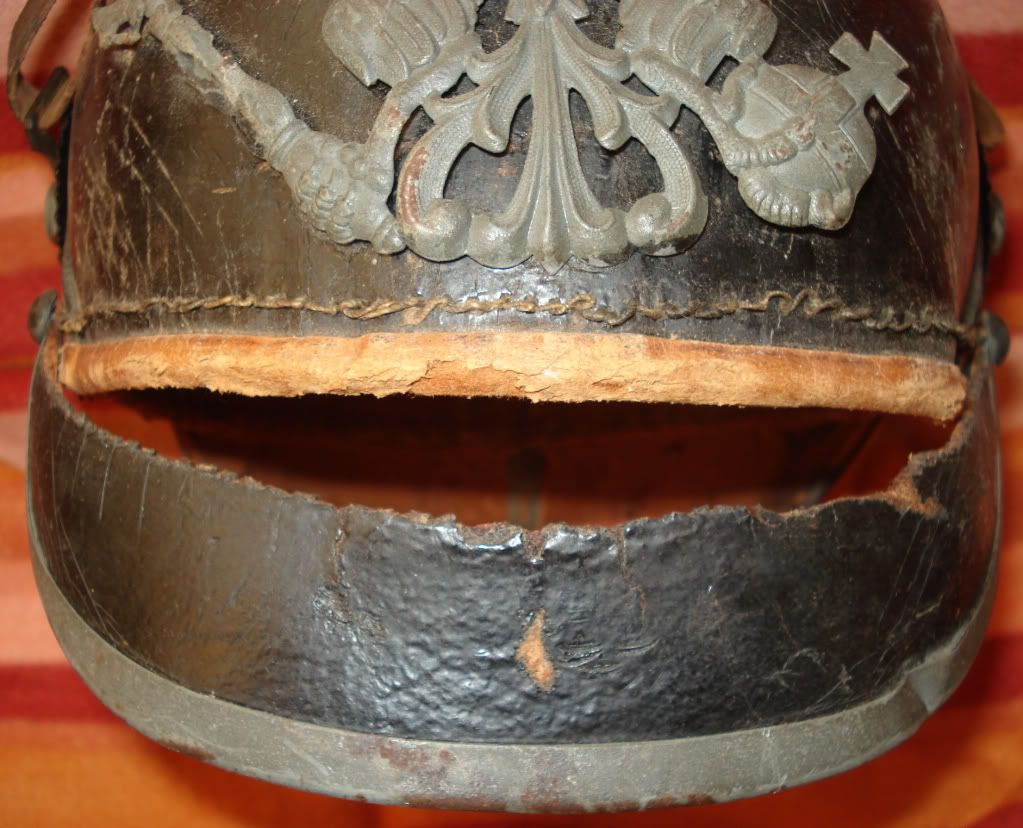 PrussianHeerInfantryEMPickelhaube-M1915o.jpg