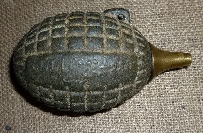 grenades014.jpg