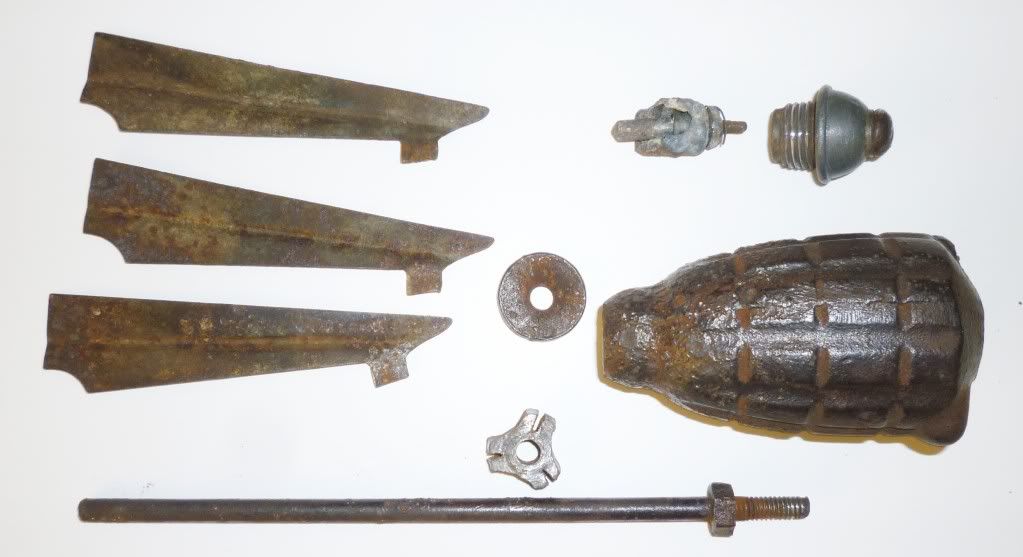 Italianriflegrenade001.jpg