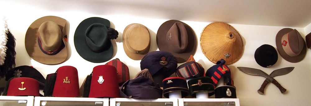 ColonialHeaddress1_zpsdbo3vf7y.jpg