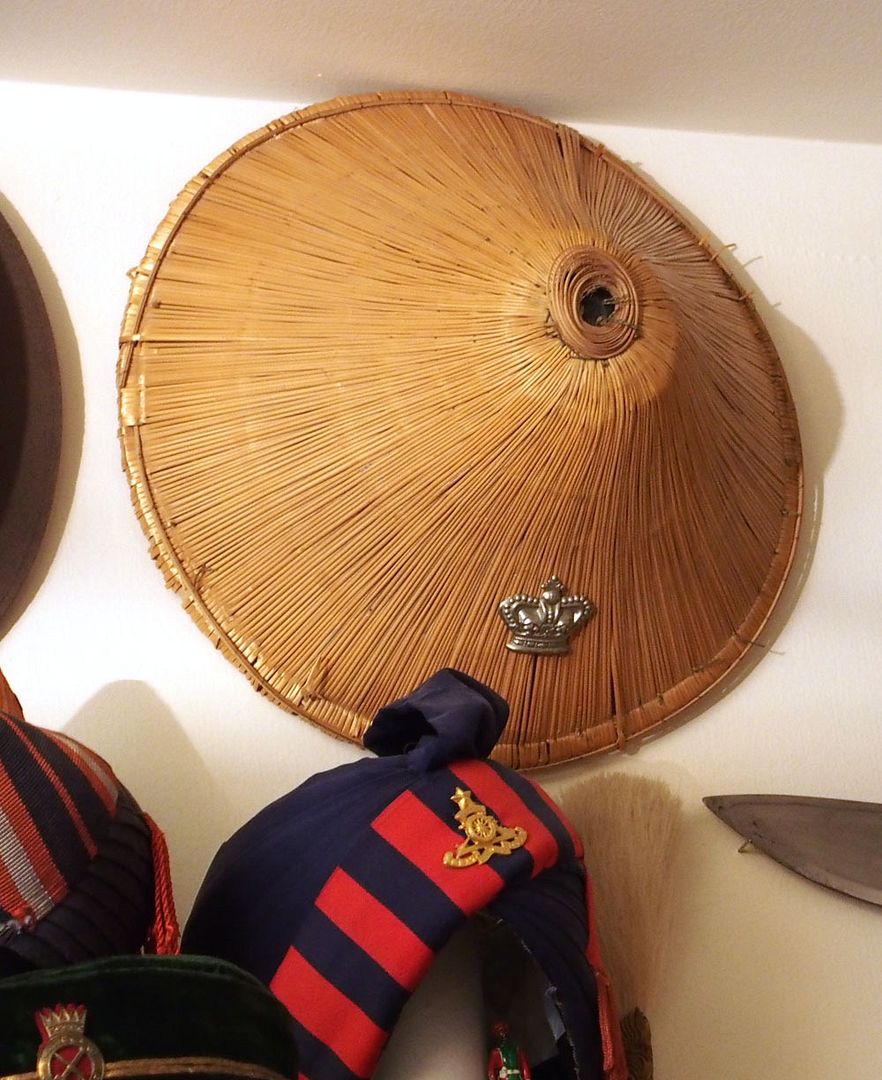 ChineseHat1_zpsv6nugoxl.jpg