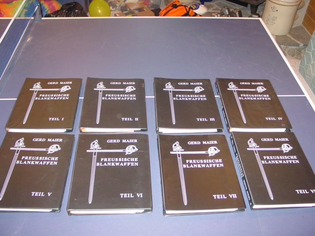 swordbooks001.jpg
