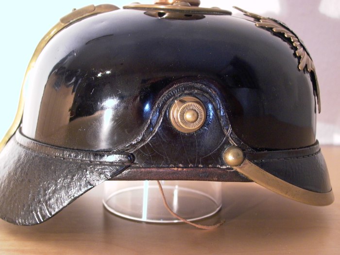 saxonmetal_side2.jpg