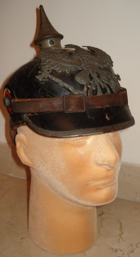 PrussianHeerInfantryEMPickelhaube-M1915h.jpg
